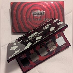 Beetlejuice x Melt Cosmetics 'The Waiting Room' Eyeshadow Palette - Red & Black
